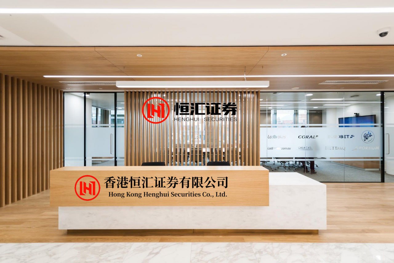 鹏配资 稳定币能够稳定美国金融吗？美加密货币相关法案落地引发三连问
